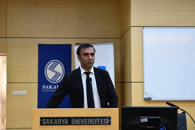 Sakarya Üniversitesi’nde “Uygulamalı Patent Araştırması” Eğitimi Gerçekleştirildi
